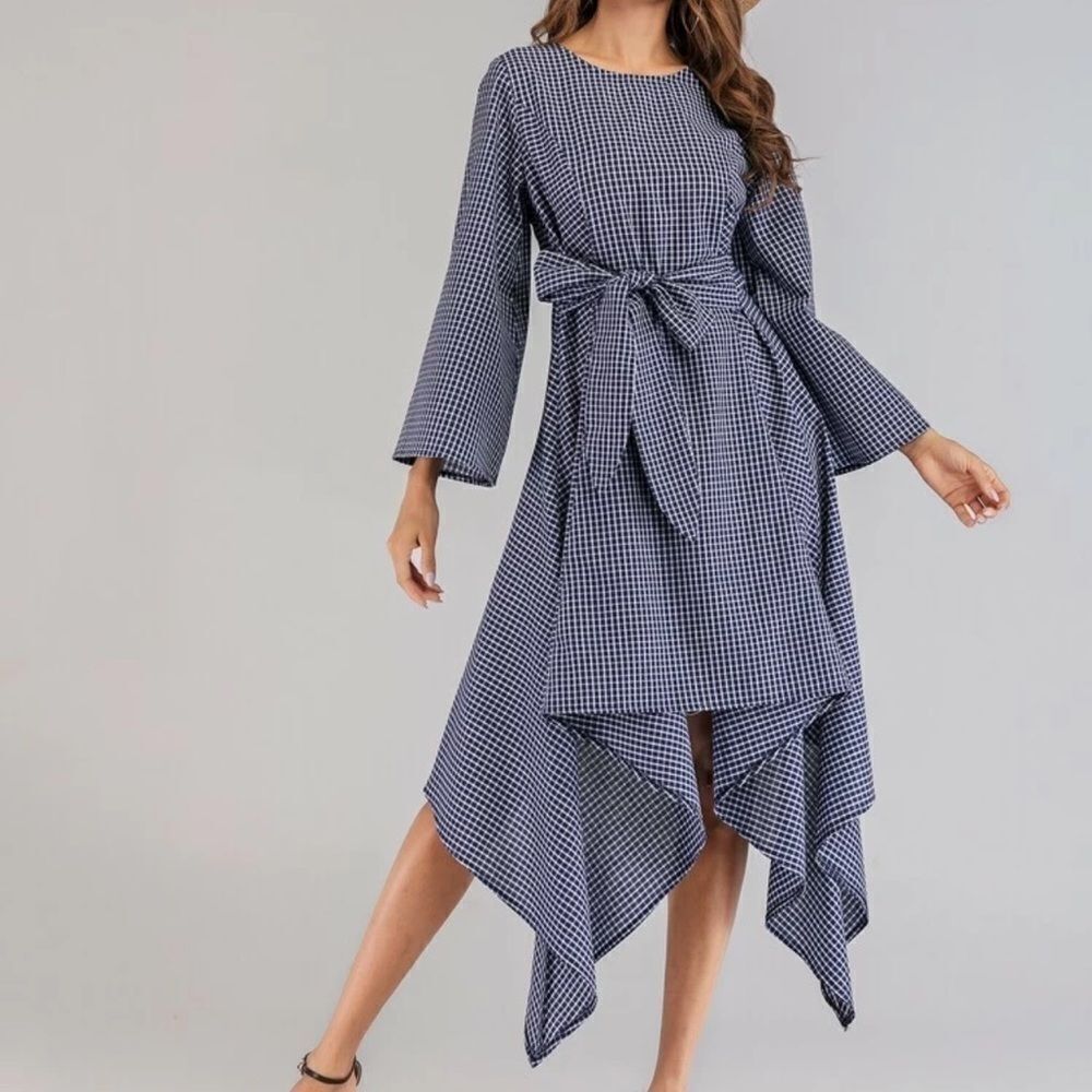 Plaid asymmetrical hem long sleeve dress - Picture 6 of 7